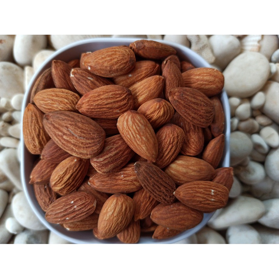 

Kacang Almon utuh panggang oven 500 gram / whole roasted almond 500 gr