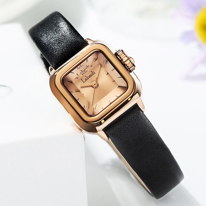 HARGA TERMURAH✅ Jam Tangan Wanita Square Minimalist Desain Elegan dengan Dial Persegi dan Strap Kulit Klasik Cocok untuk Tampilan Feminin Kasual dan Formal JW21