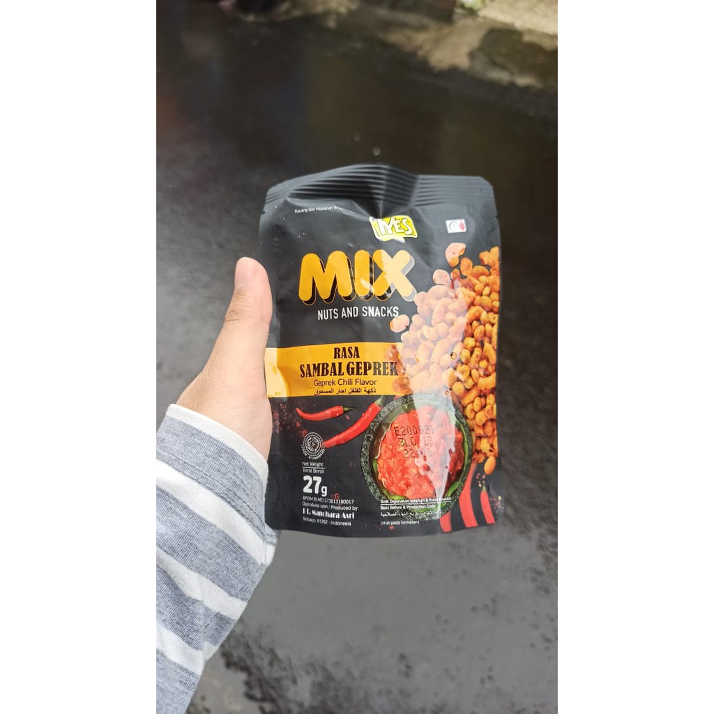 IYES MIX NUTS / SNACK KERING