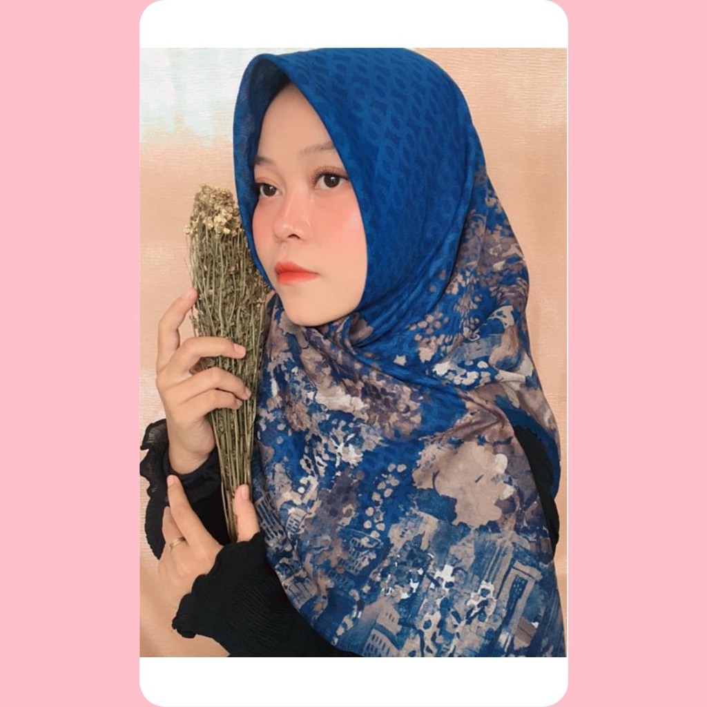 Hijab Segiempat Motif ES HA BM Lasercut