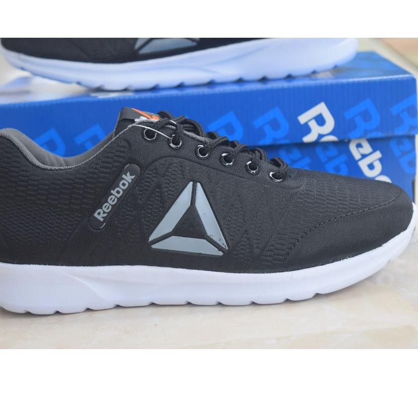 Serbuuuu.. SEPATU SNEAKERS PRIA REEBOK - HITAM ABU