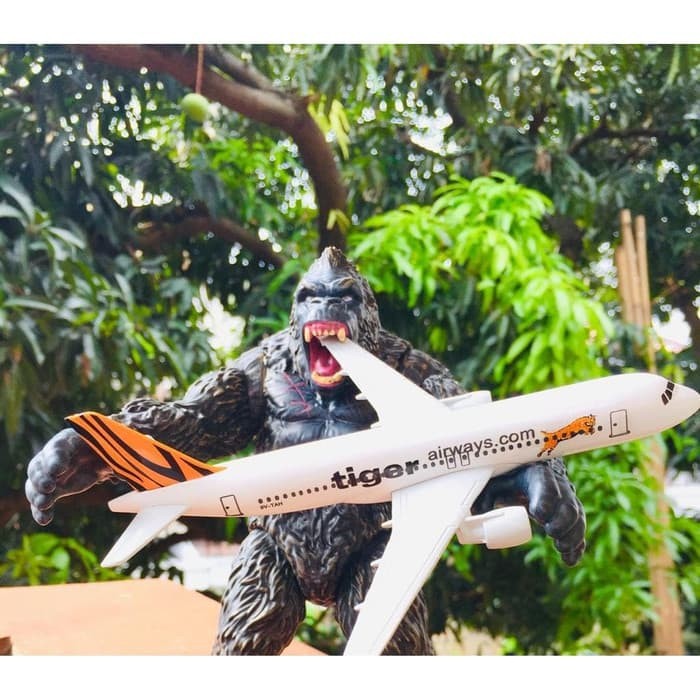 Action Figure King Kong Action Figure Mainan Gorilla