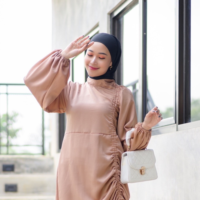 andini dress (READY STOK) silk dress pemium velvet satin dress gaun bridesmaids dress serut silk simple kekinian maxmara dress lamaran dress kondangan dress jumbo bigsize upsize darla dress derla satin dress