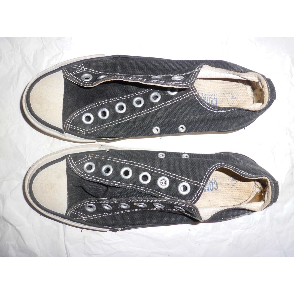 Preloved Sepatu Compass Warna Hitam Ukuran 38 fanfanshop