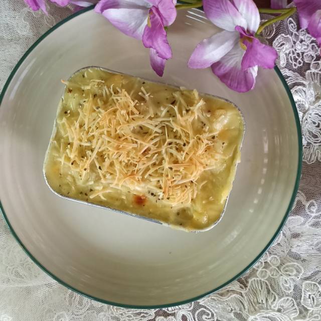 

Macaroni Schotel Triple Cheese