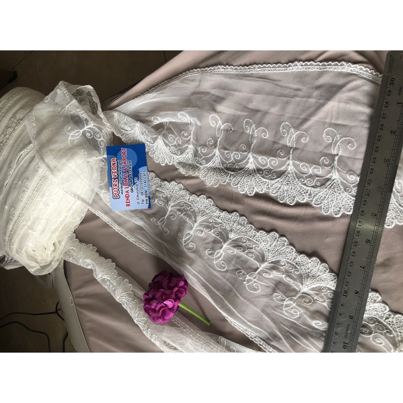 Renda Tulle kaca