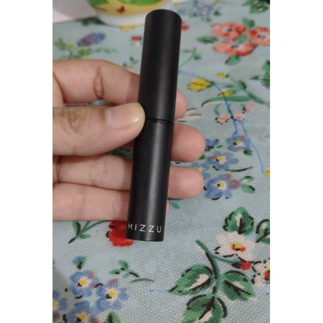 [Preloved] Mizzu Inspired Matte Lipstick #i heart u