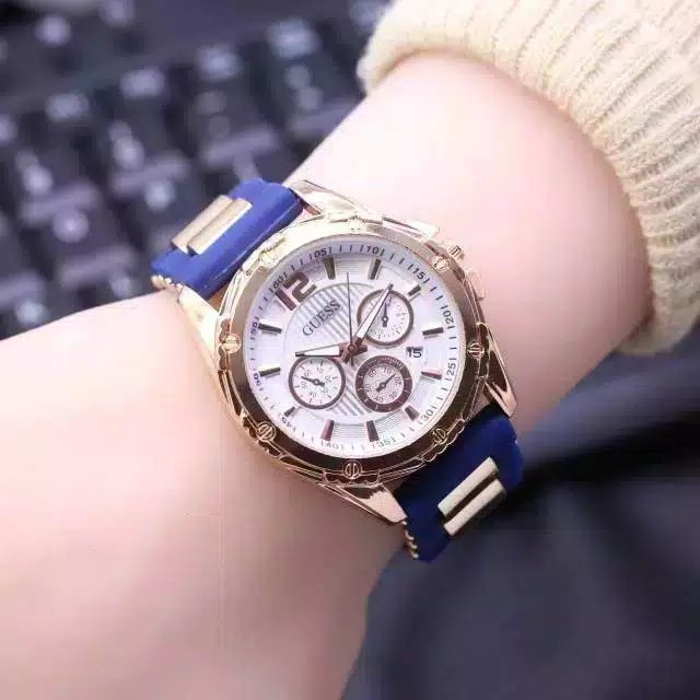 GUESS - GROSIRAN JAM TANGAN FASHION WANITA G7-6559 ANALOG TALI RUBBER TANGGAL AKTIF CHRONO VARIASI FREE BOX & BATERAI || GROSIRAN JAM TANGAN WANITA TERLARIS ( BISA UNTUK KADO ) JAMINAN HARGA GROSIR !!! GARANSI 6 BULAN (COD)-Biru Putih