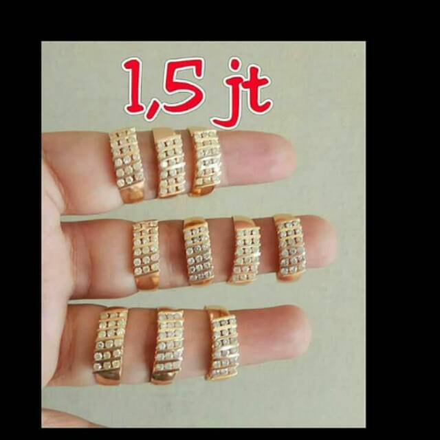 Berlian medan cincin baris 3 jepit