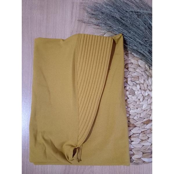 (SK²³ Minny Kamsay) Jilbab INSTAN JERSEY SUPER - Hijab Instan List Kombinasi-Kuning Gold