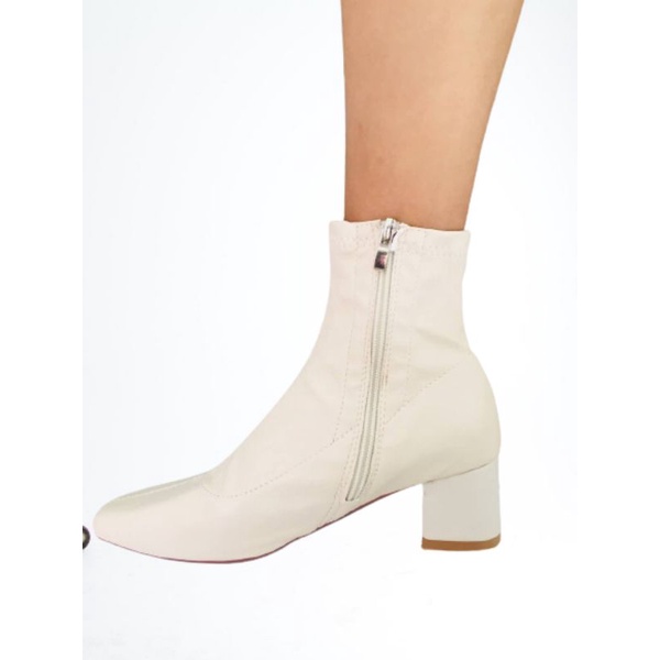 sepatu hils wanita hak tinggi  putih heels