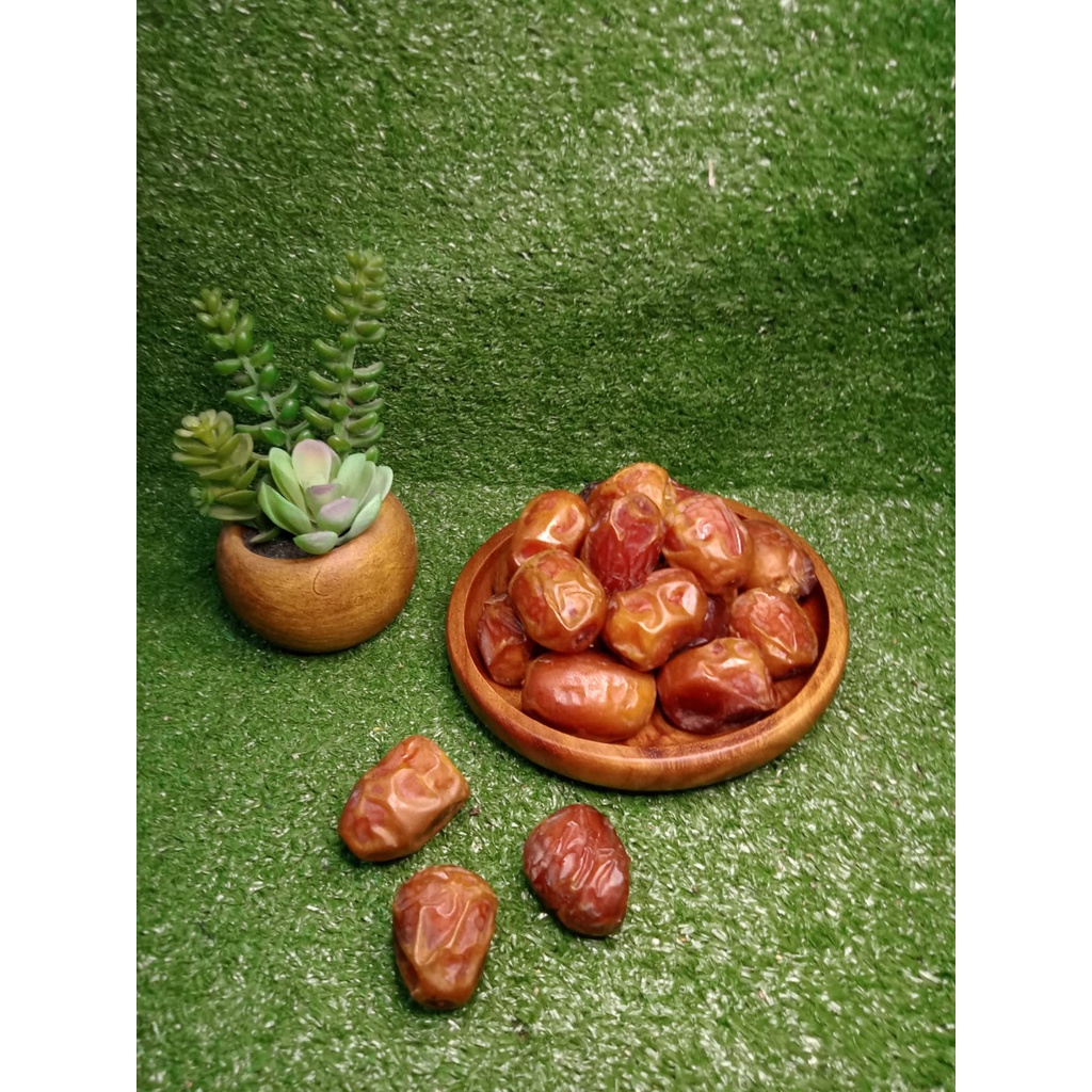 

KURMA SUKARI AL QASSIM BERAT 3 KG/ KURMA BASAH/ KURMA