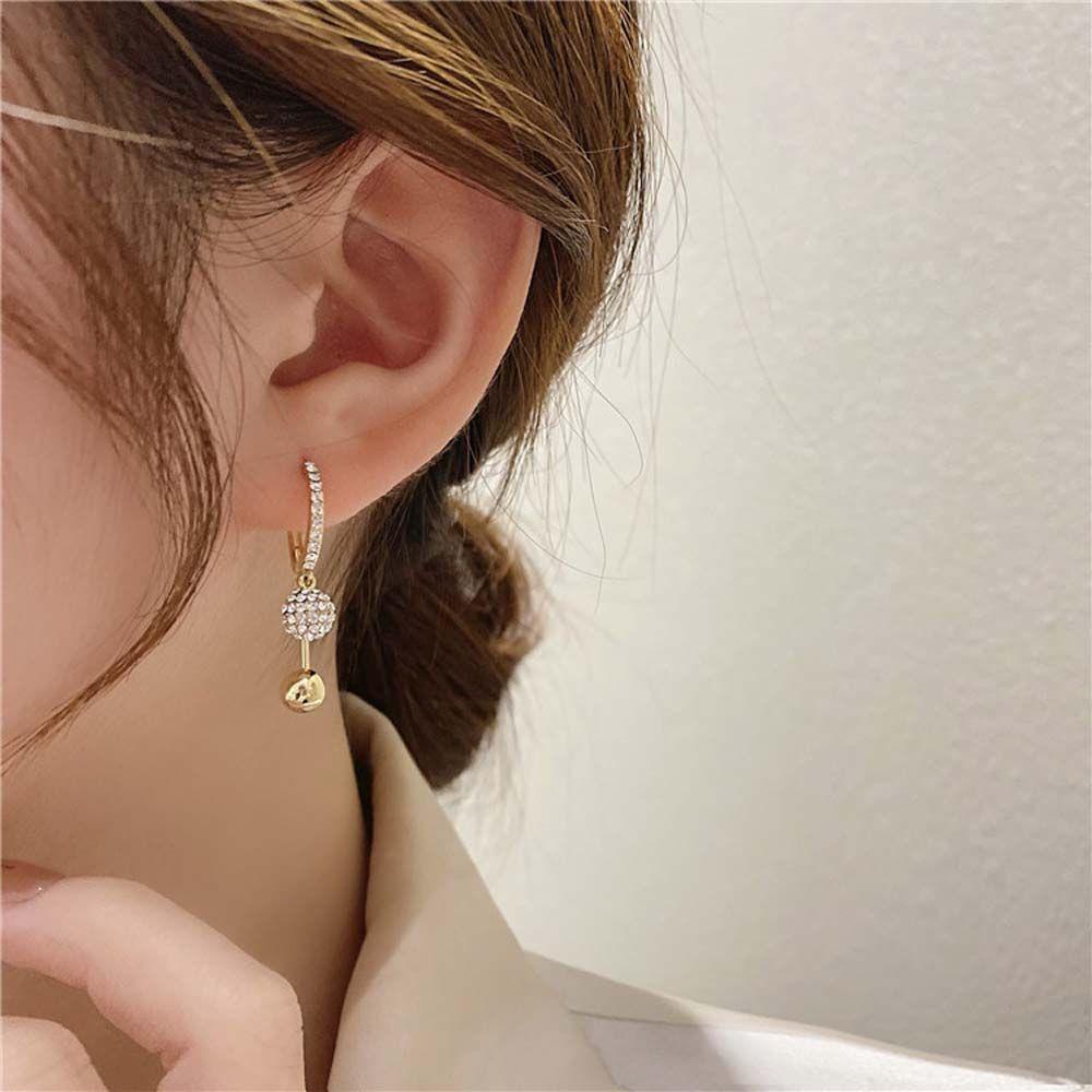 Needway Geometris Menjuntai Anting-Anting Harian Pesta Sederhana Desain Fashion Berlian Imitasi Temperamen Wanita Perhiasan Aksesoris