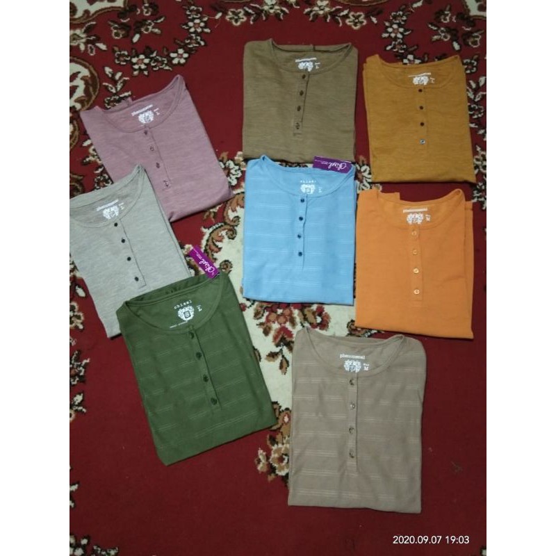 Kaos Phenomenal Branded Matahari