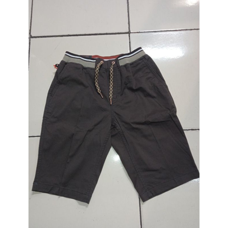 celana chinos pendek merk FOREX