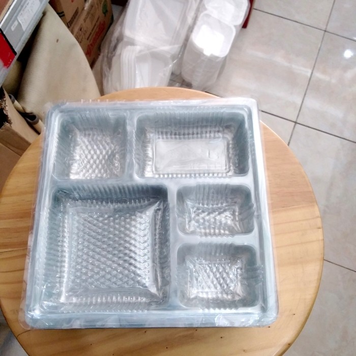 

Mika Dus 20 x 20 5 sekat @50pcs