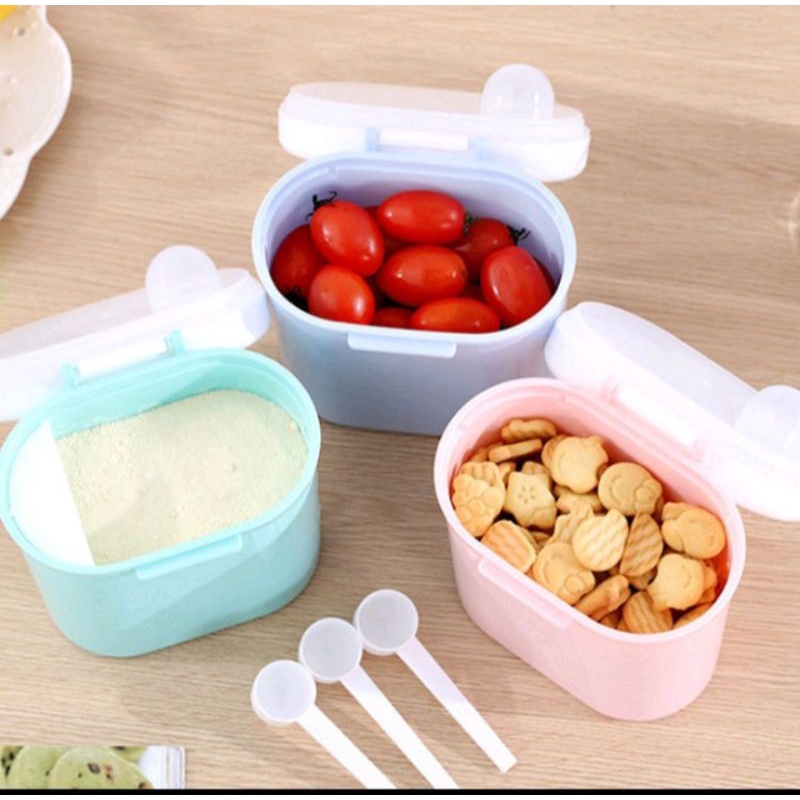 (1 KG muat 7) wadah tempat penyimpanan susu bubuk bayi + sendok uk M Biru