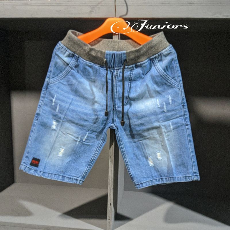 JEANS PENDEK SOBEK TEMBUS RIPPED HUGO