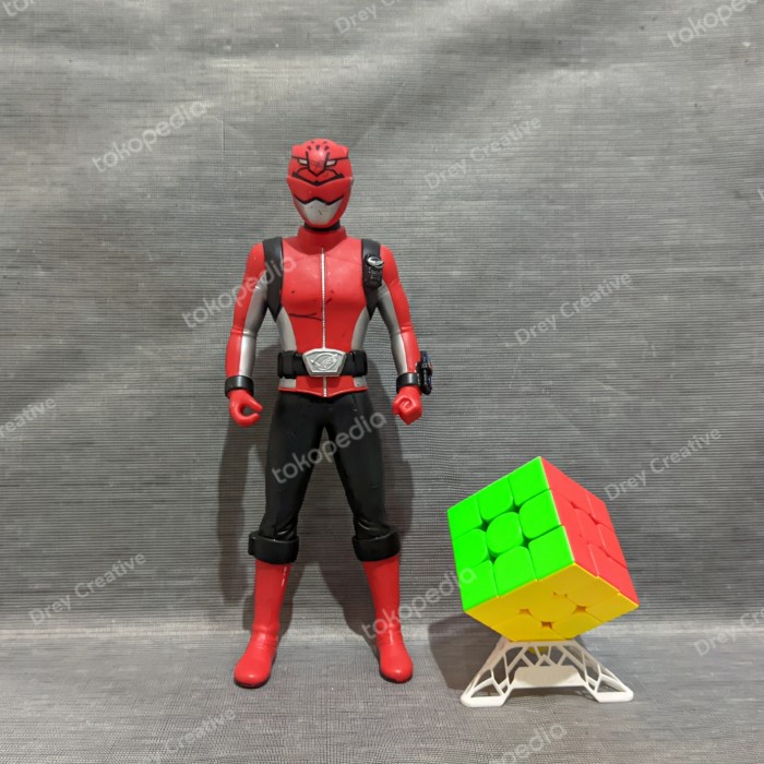 Action Figure Big Sofubi Red Buster Gobuster Go Soft Vinyl