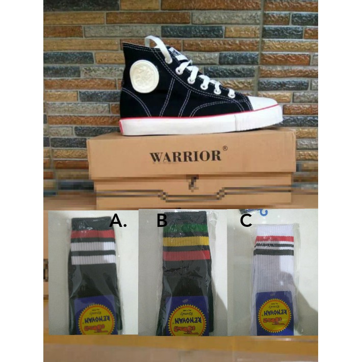 WARRIOR CALSSIC TINGGI HITAM PUTIH ? SEPATU WARRIOR CLASSIC TINGGI HITAM PUTIH/SEPATU WARRIOR TINGGI