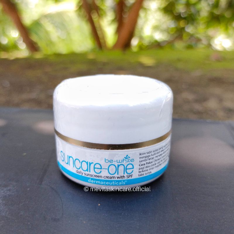 Be-White Suncare One Daily Sunscreen Cream with SPF 15 (10g)