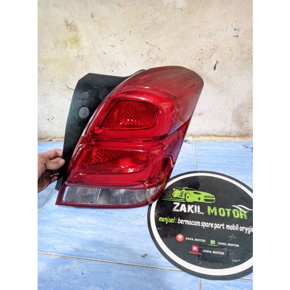 Stoplamp lampu belakang Chevrolet trax LED original