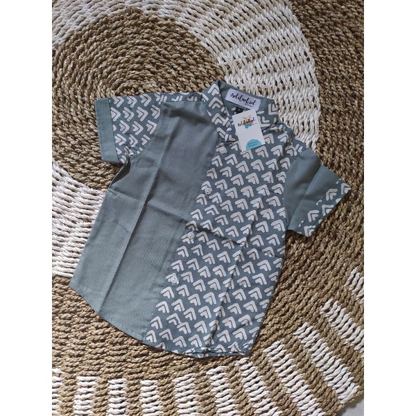 Batik Anak Size S (Ready Stock)-Abu panah