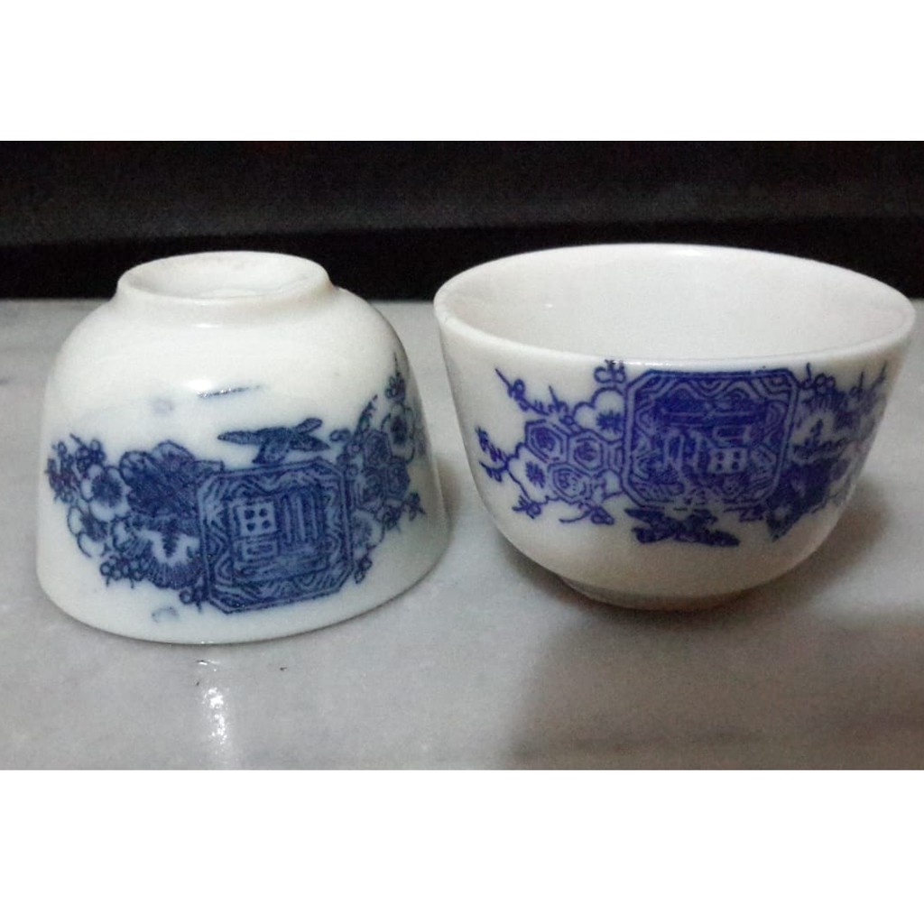 Cawan Antik Kecil Klasik (2 buah)
