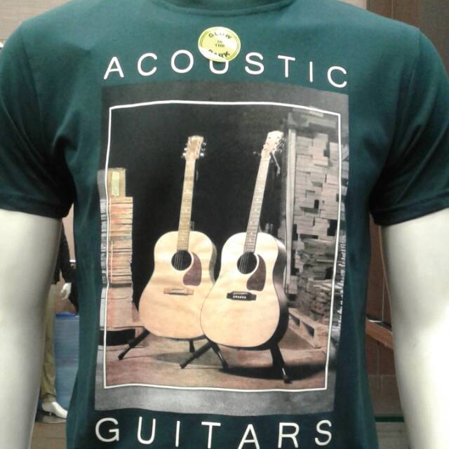 Tshirt pria guitars acoustic