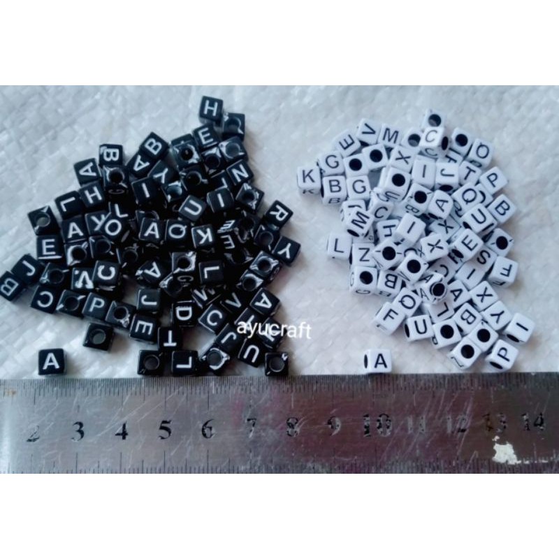 Mote Huruf/Manik Huruf(40gram isi 304pcs-+)