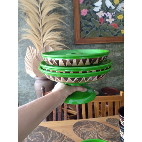 dulang susun 2 motif segitiga warna hijau