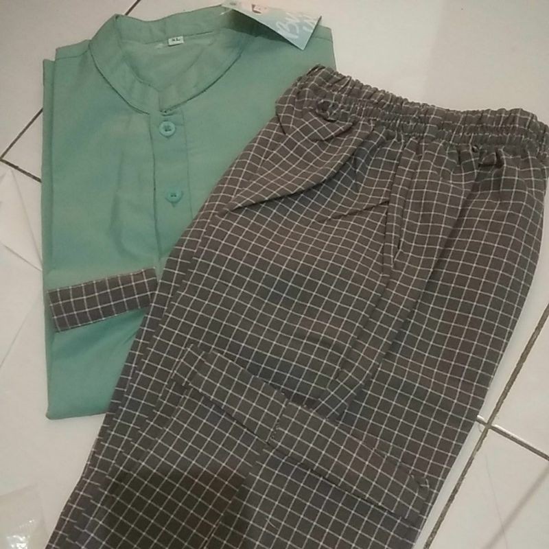 Setelan Koko dan  Celana Anak szie xl warna hijau wardah