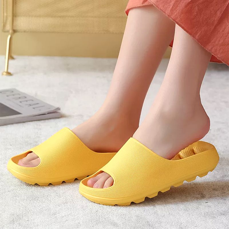 Sandal Kamar Mandi Pria Wanita Anti Slip Berlubang / Sandal Eva Indoor Outdoor Import