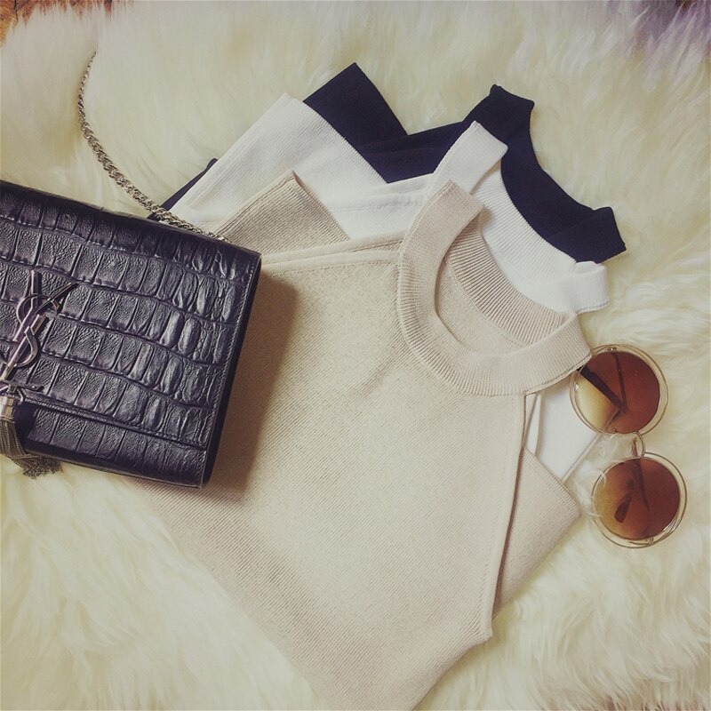 Tanktop Wanita Style Korean Tanktop Halter Neck Crop Top-7