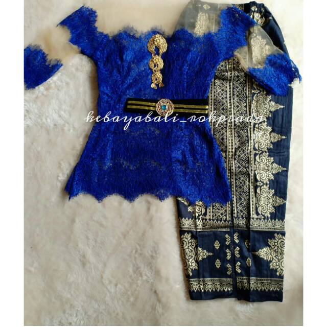 Set kebaya sabrina