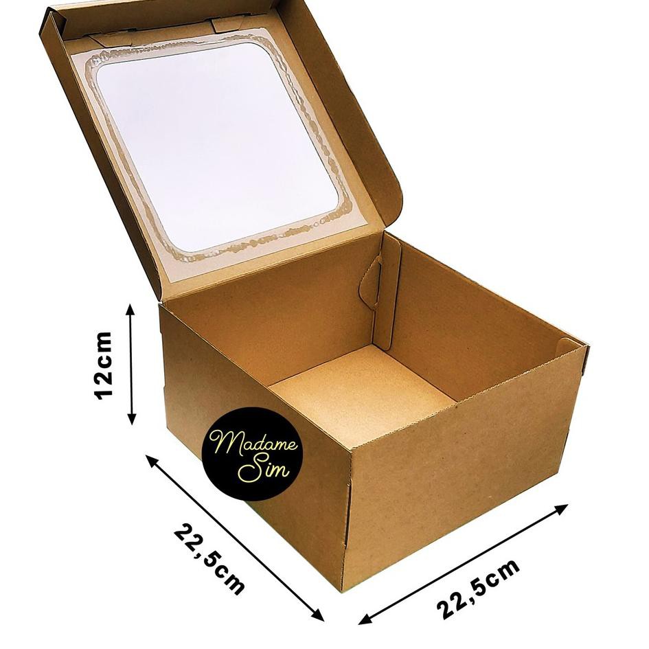 

KOTAK KUE - CAKE BOX 22 x 22 x 12 CM - COKLAT + JENDELA (ISI 10 PCS) DLB