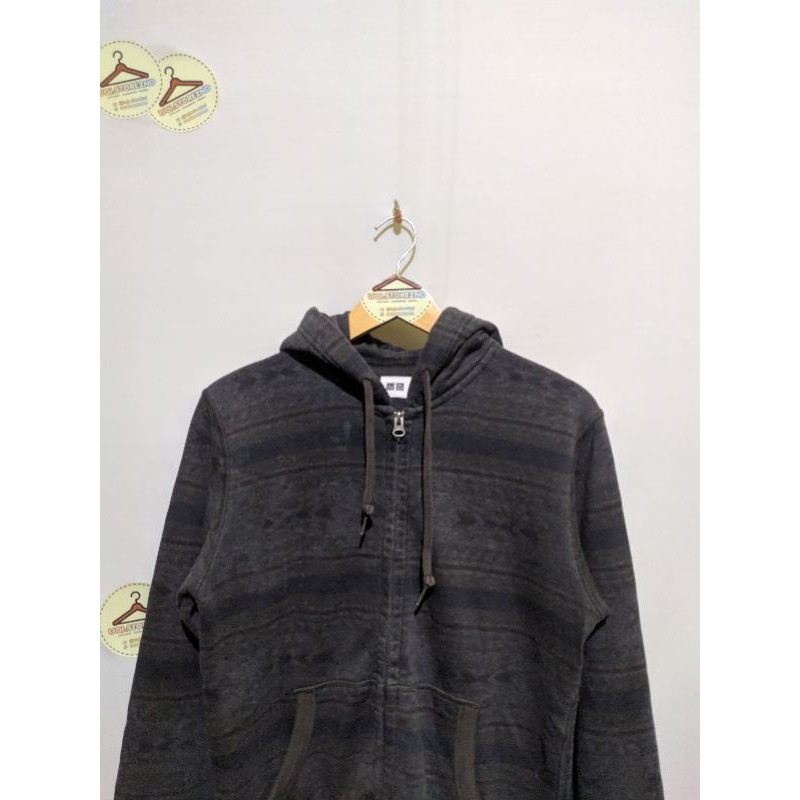 hoodie uniqlo navajo