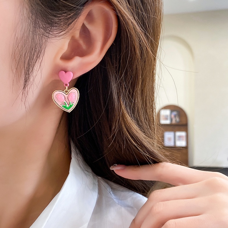 Anting Tusuk Motif Bunga Tulip Simple Trendy Untuk Wanita