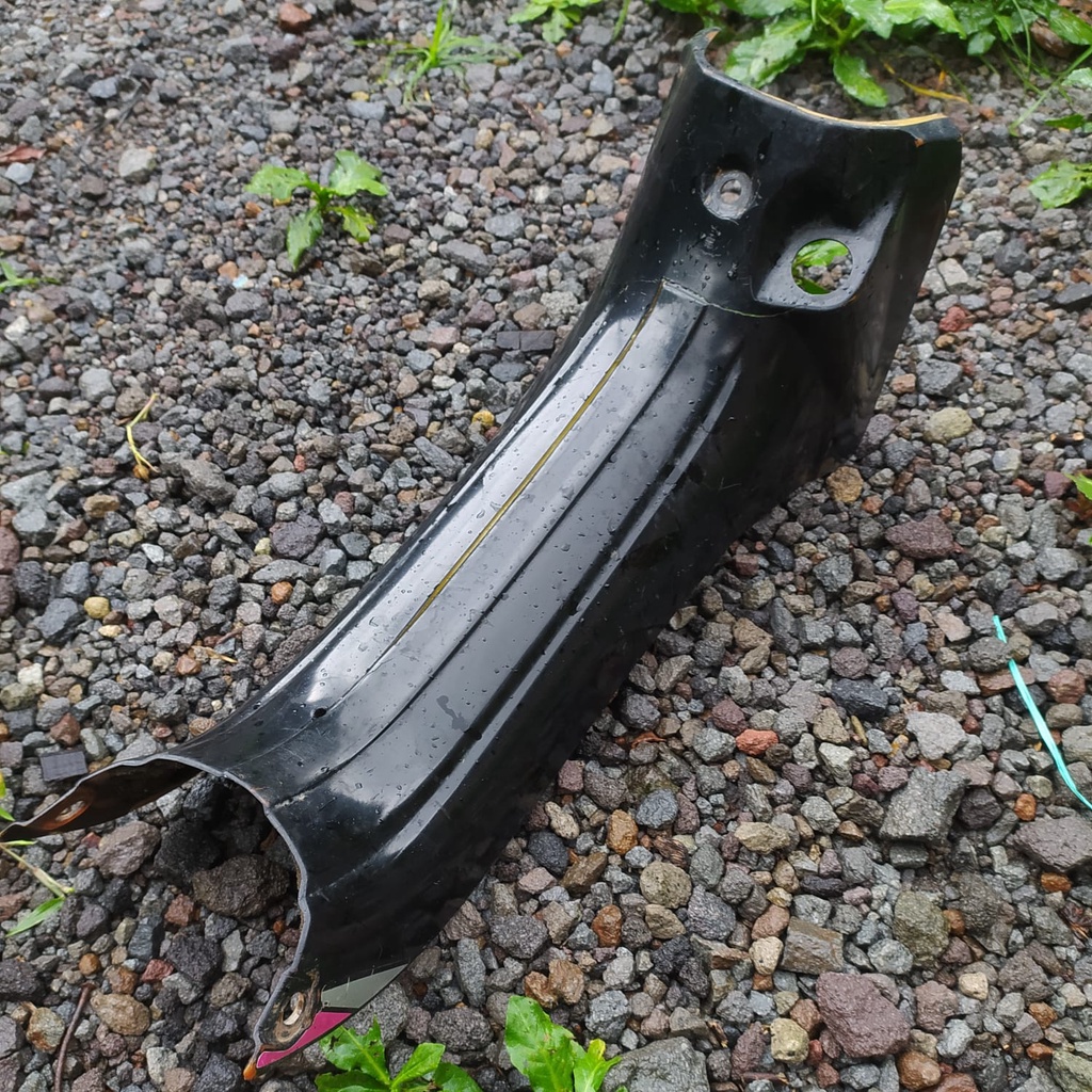 cover leksil kontak tengah body tengah yamaha alfa original copotan