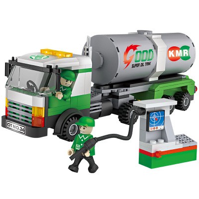 Brick COGO City 4126 - Oil Tanker Truck