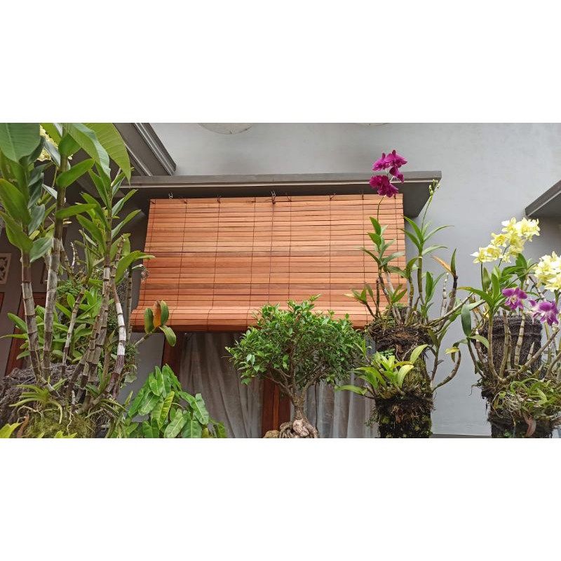 Tirai Kayu Krey Kayu Krei Kayu Bengkirai Finishing Ukuran 150 x 300 Outdoor