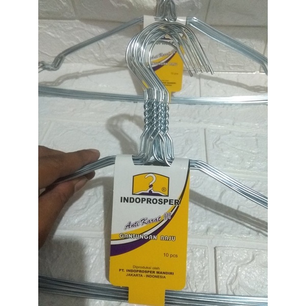 Gantungan baju kawat stenlis merek indoprosper  harga /pak isi 10pcs