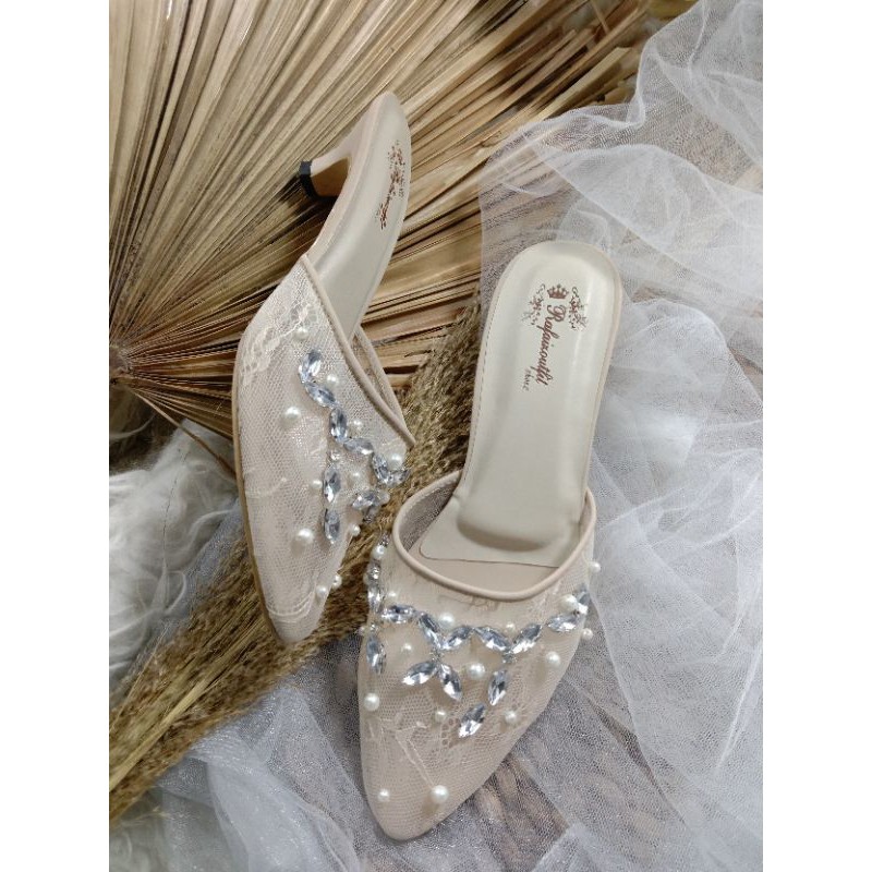 sepatu sexy wedding cream tinggi 3cm sepatu wanita wedding