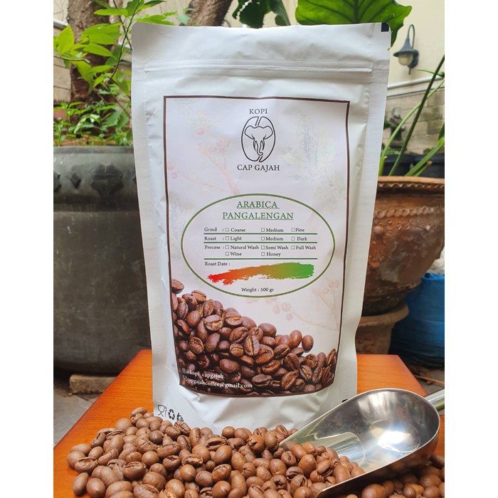 

Biji Bubuk Kopi Arabika Pangalengan 500 gr Arabica Coffee