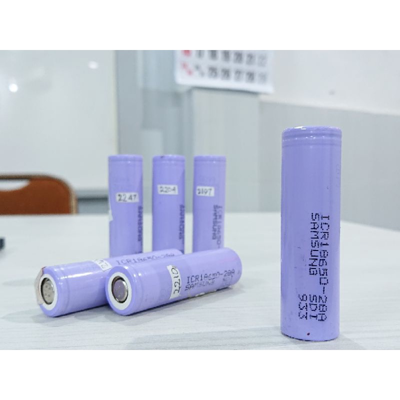 BATERAI SAMSUNG 18650 ORIGINAL REAL CAPACITY  BEKAS LAPTOP FULL CHARGERED ICR18650-28A ORI 2800MAH