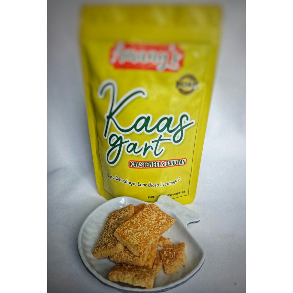 

Kaastengel Cookies/ Kue Keju Premium Pouch BB 64 gr.