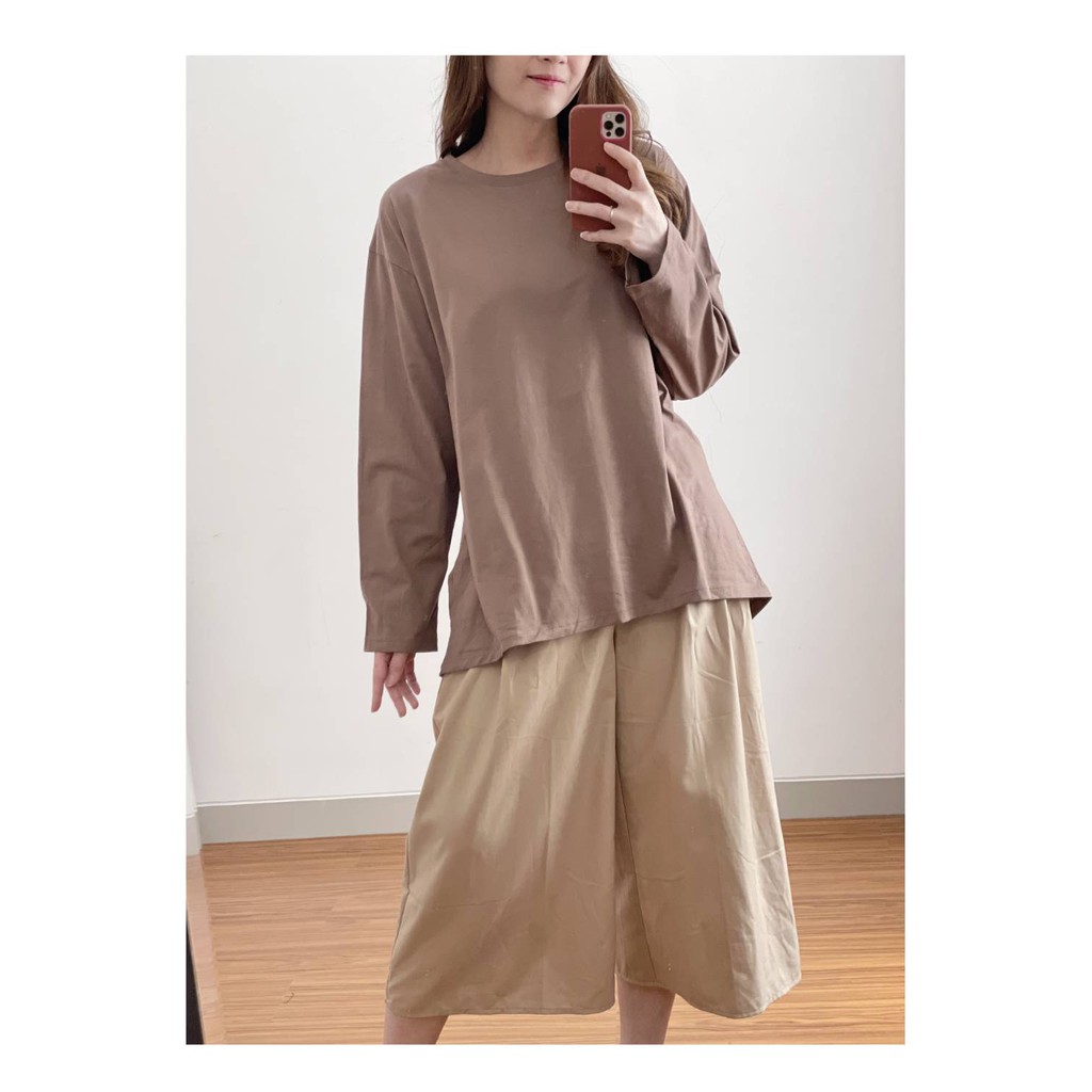 Uniqlo basic crew neck longsleeve hilow t shirt