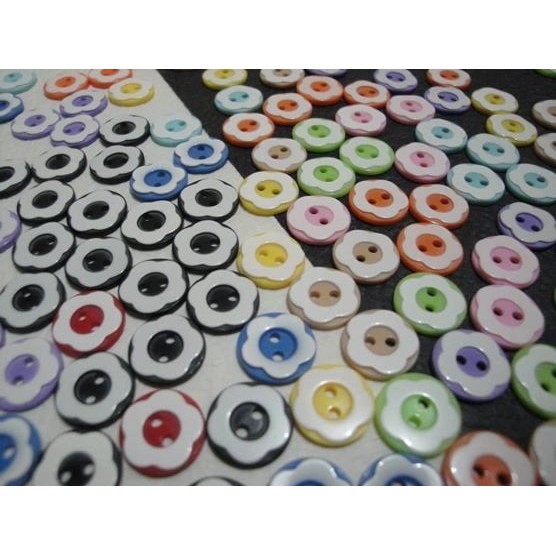 kancing sakura /kancing bunga sakura diameter 13mm isi 144 pcs