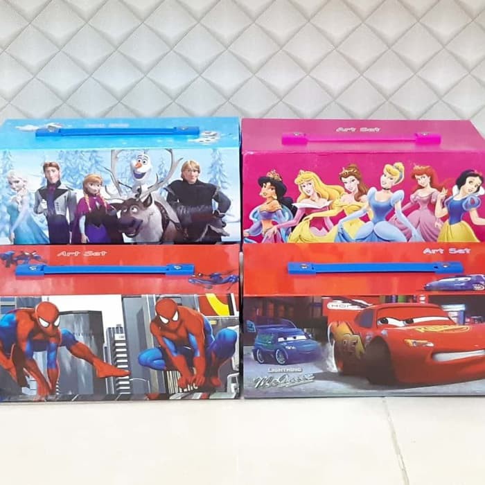 

CRAYON SET 4 IN 1 MEWARNAI ISI 54 PCS