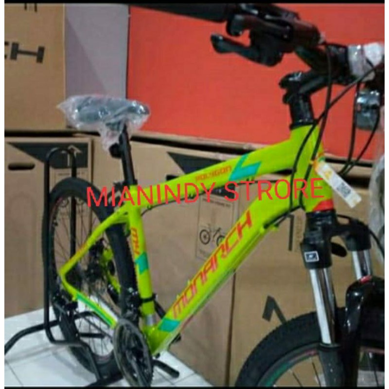 SEPEDA POLYGON MONARCH 4 TERBARU 2021